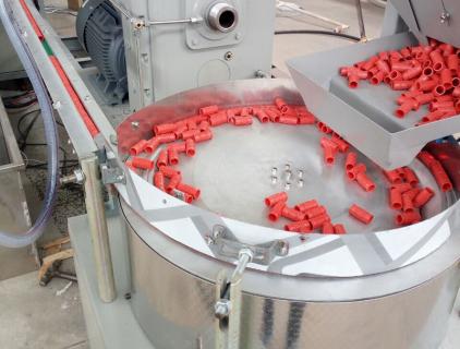 أنابيب الري بالتنقيط 