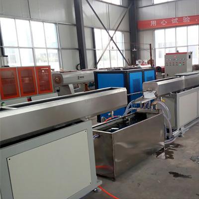 Émetteur de cercle incrusté 12mm Pe Pvc Tube d’irrigation goutte à goutte Tuyau d’arrosage en plastique Tuyau d’eau Ligne d’extrusion