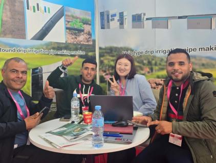 آلية Hwyaa تشارك في بلاست ألغر 2025