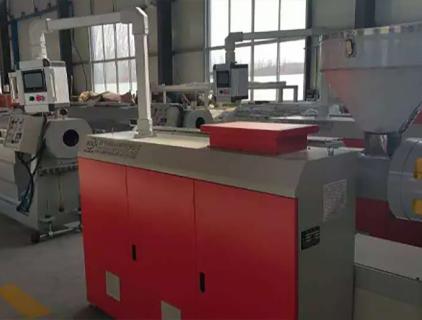 Как повысить точность сверхвысокого полимерного трубного оборудования?